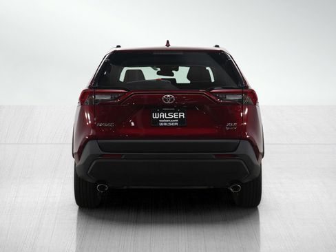 Used 2025 Toyota RAV4 XLE image 4