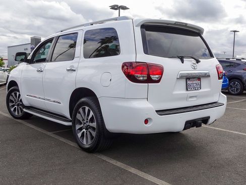 Used 2019 Toyota Sequoia Limited image 7