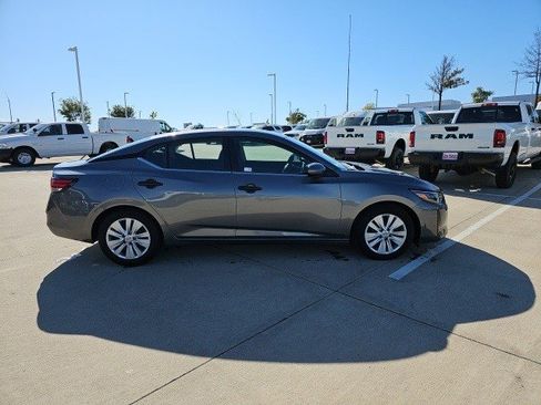 Used 2024 Nissan Sentra S image 7