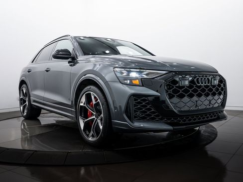 New 2026 Audi RS Q8 performance image 2