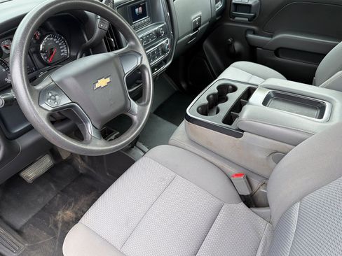 Used 2017 Chevrolet Silverado 1500 W/T image 10