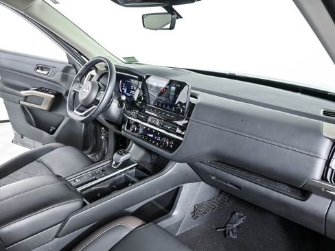 Used 2024 Nissan Pathfinder Platinum w/ Cargo Package FWD image 25