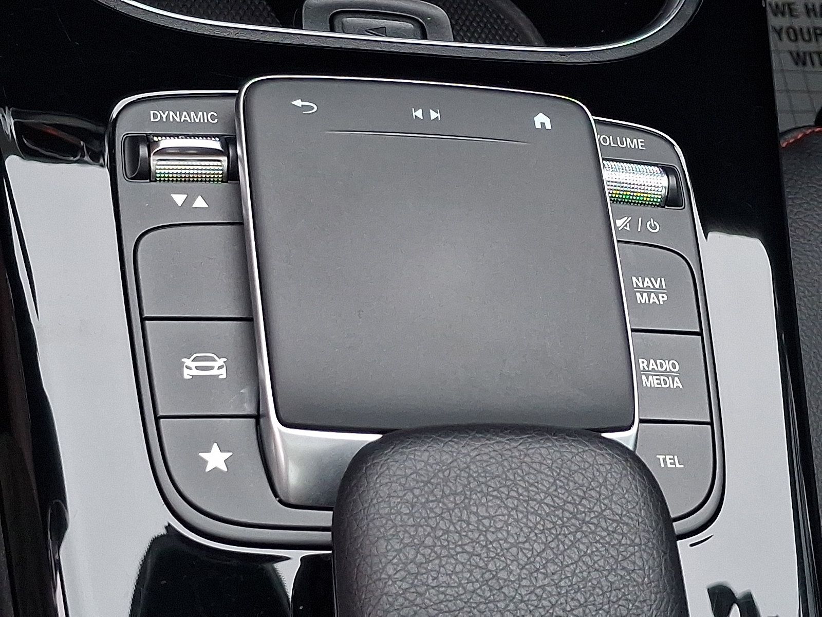 Used 2022 Mercedes-Benz CLA 250 4MATIC image 25