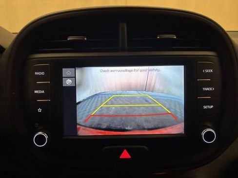 Certified 2023 Kia Soul LX image 18