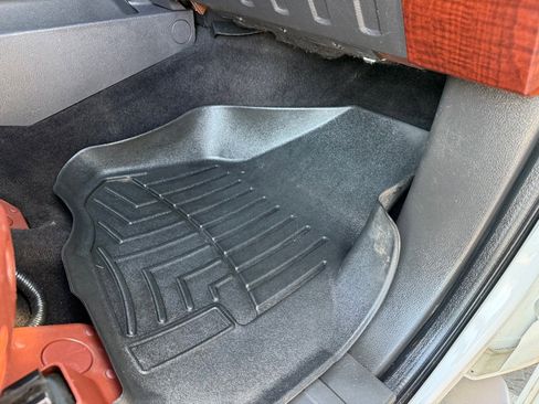 Used 2014 Ford F350 King Ranch w/ FX4 Off-Road Package image 26