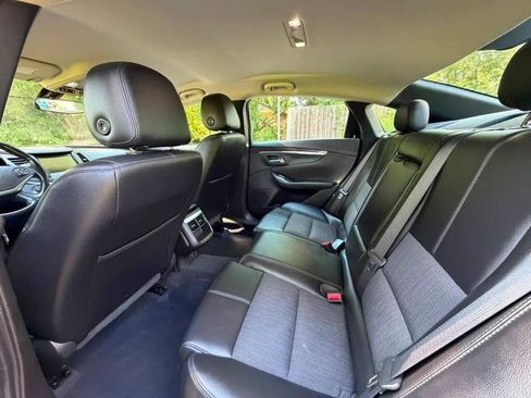 Used 2018 Chevrolet Impala LT FWD image 8