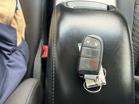 Used 2016 Dodge Journey SE w/ Comfort/Convenience Group AWD/4WD image 24