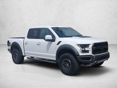 Used 2020 Ford F150 Raptor w/ Equipment Group 802A Luxury AWD/4WD image 3
