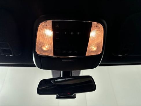 Used 2015 Jeep Grand Cherokee Limited image 24