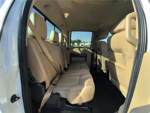 Used 2011 Ford F350 Lariat w/ Lariat Interior Pkg image 14
