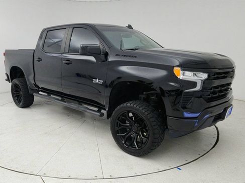 Used 2024 Chevrolet Silverado 1500 LT RWD image 1