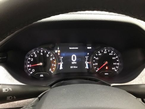 Used 2023 Jeep Compass Latitude w/ Convenience Group AWD/4WD image 13