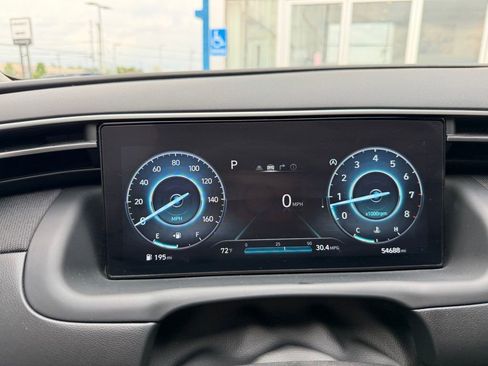 Used 2024 Hyundai Tucson Limited image 9