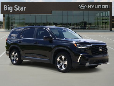 Used 2025 Honda Pilot EX-L image 6