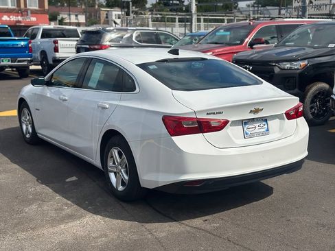 Used 2023 Chevrolet Malibu LS FWD image 5