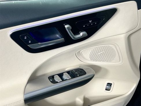 Certified 2022 Mercedes-Benz C 300 4MATIC Sedan image 17