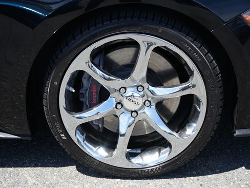 Used 2018 Ford Mustang GT Premium w/ GT Performance Package RWD image 8