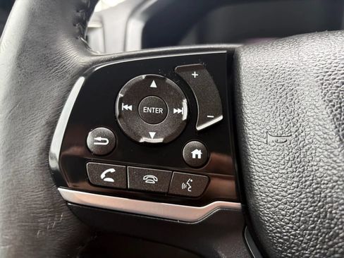 Used 2018 Honda Odyssey Touring image 32