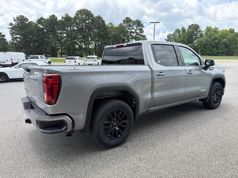 Used 2024 GMC Sierra 1500 Elevation AWD/4WD image 9