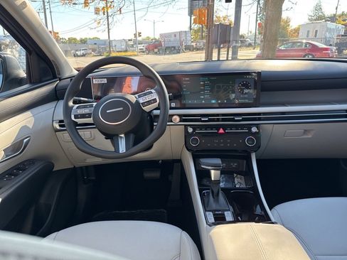 New 2026 Hyundai Tucson SEL image 18