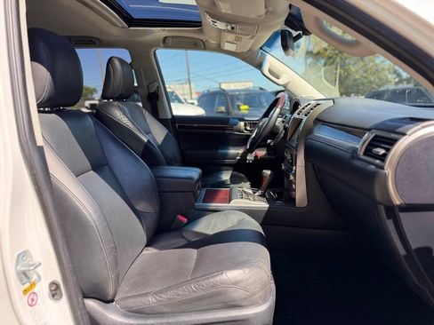 Used 2019 Lexus GX 460 Premium AWD/4WD image 29