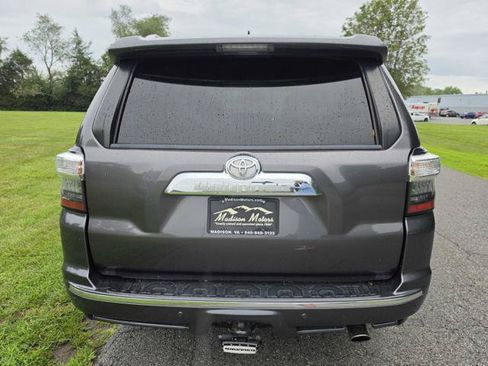 Used 2014 Toyota 4Runner Limited AWD/4WD image 7