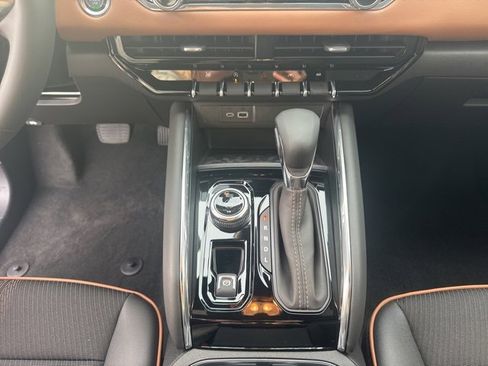 New 2026 GMC Canyon AT4 image 9