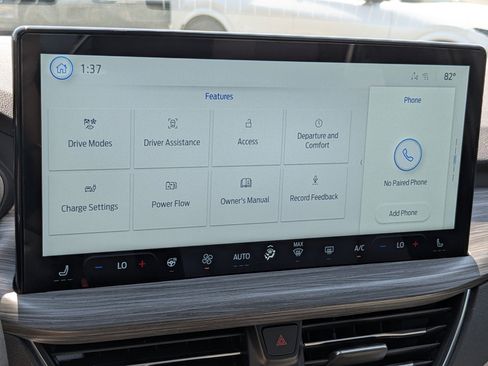 New 2025 Ford Escape SE w/ PHEV Premium Package image 27