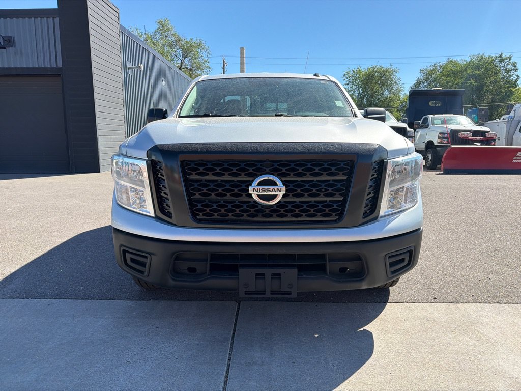 Used 2019 Nissan Titan S w/ S Utility Package AWD/4WD image 2