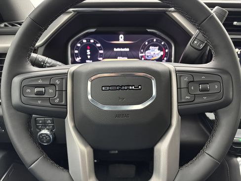 New 2026 GMC Sierra 2500 Denali w/ Denali Reserve Package AWD/4WD image 23