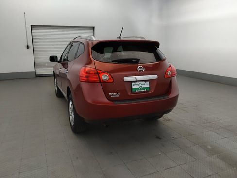 Used 2015 Nissan Rogue S w/ Convenience Package FWD image 6