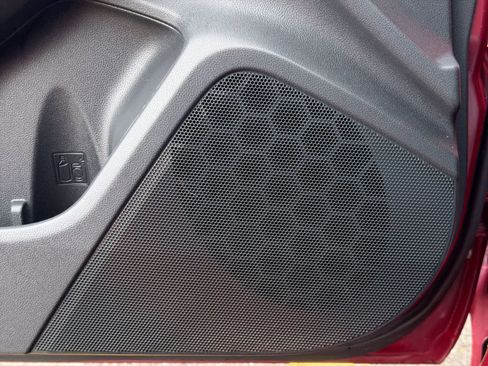 Used 2019 Subaru Crosstrek 2.0i Premium image 30