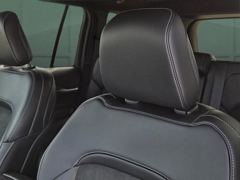 New 2026 Jeep Grand Cherokee Altitude RWD image 15