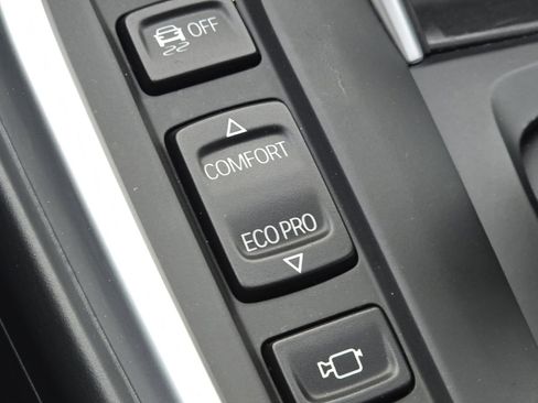 Used 2016 BMW i8 image 7