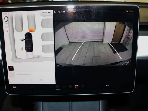 Used 2023 Tesla Model Y Long Range AWD/4WD image 45