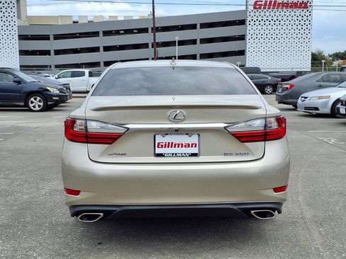 Used 2017 Lexus ES 350 w/ Luxury Package FWD image 24