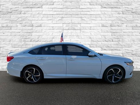 Used 2022 Honda Accord Sport image 5