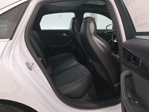 Used 2022 Audi S4 Premium Plus w/ Premium Plus Package image 29