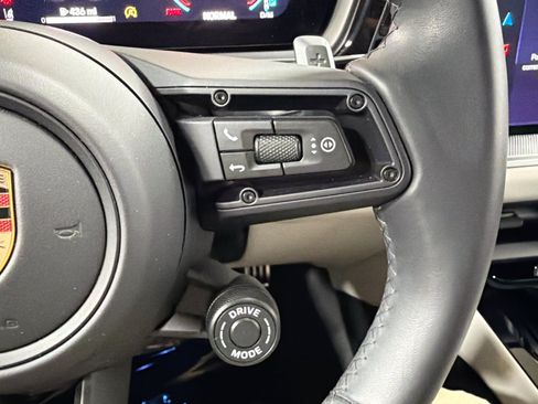 Certified 2026 Porsche Cayenne S AWD/4WD image 38