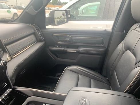 Used 2019 RAM 1500 Limited w/ Advanced Safety Group AWD/4WD image 14