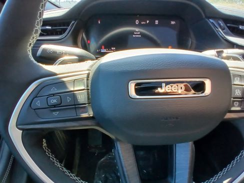 New 2026 Jeep Grand Cherokee Limited w/ Limited Altitude Package AWD/4WD image 22