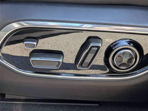 Certified 2024 Jeep Grand Cherokee Summit AWD/4WD image 23