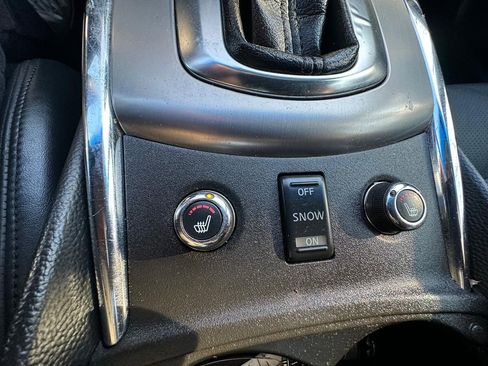 Used 2015 INFINITI Q40 w/ Navigation Package image 16