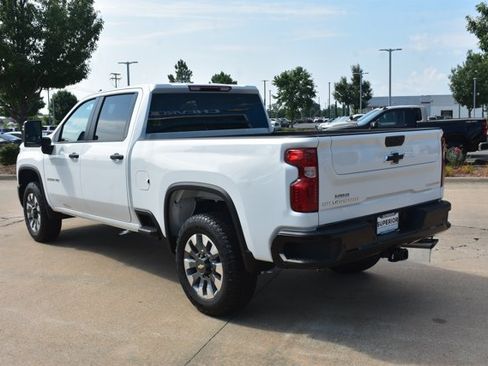 New 2026 Chevrolet Silverado 2500 Custom w/ Custom Value Package AWD/4WD image 9
