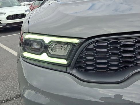 Used 2022 Dodge Durango R/T w/ Blacktop Package AWD/4WD image 9