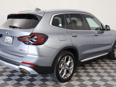 Used 2023 BMW X3 xDrive30i w/ Premium Package AWD/4WD image 4