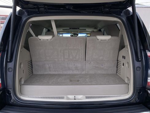 Used 2019 GMC Yukon Denali w/ Denali Ultimate Package image 19