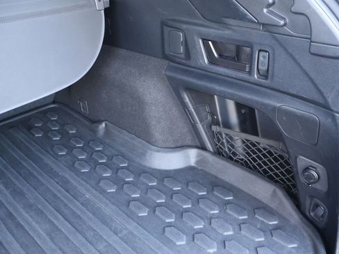 Used 2021 Subaru Outback Premium image 33