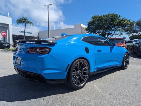 Used 2022 Chevrolet Camaro ZL1 image 16