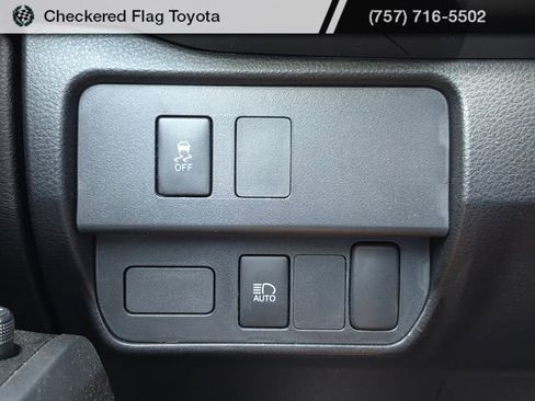 Used 2023 Toyota Tacoma SR w/ SR Convenience Package RWD image 11